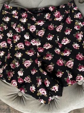 Forever 21 Black Floral Skater Shorts with Pink Rose Print